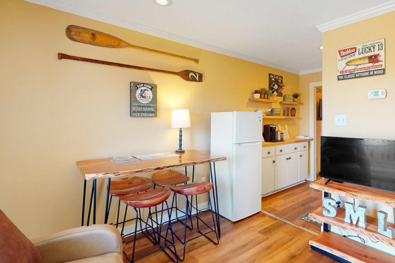 Cool Water Apartment Moneta Luaran gambar